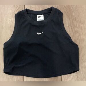 Nike crop tank